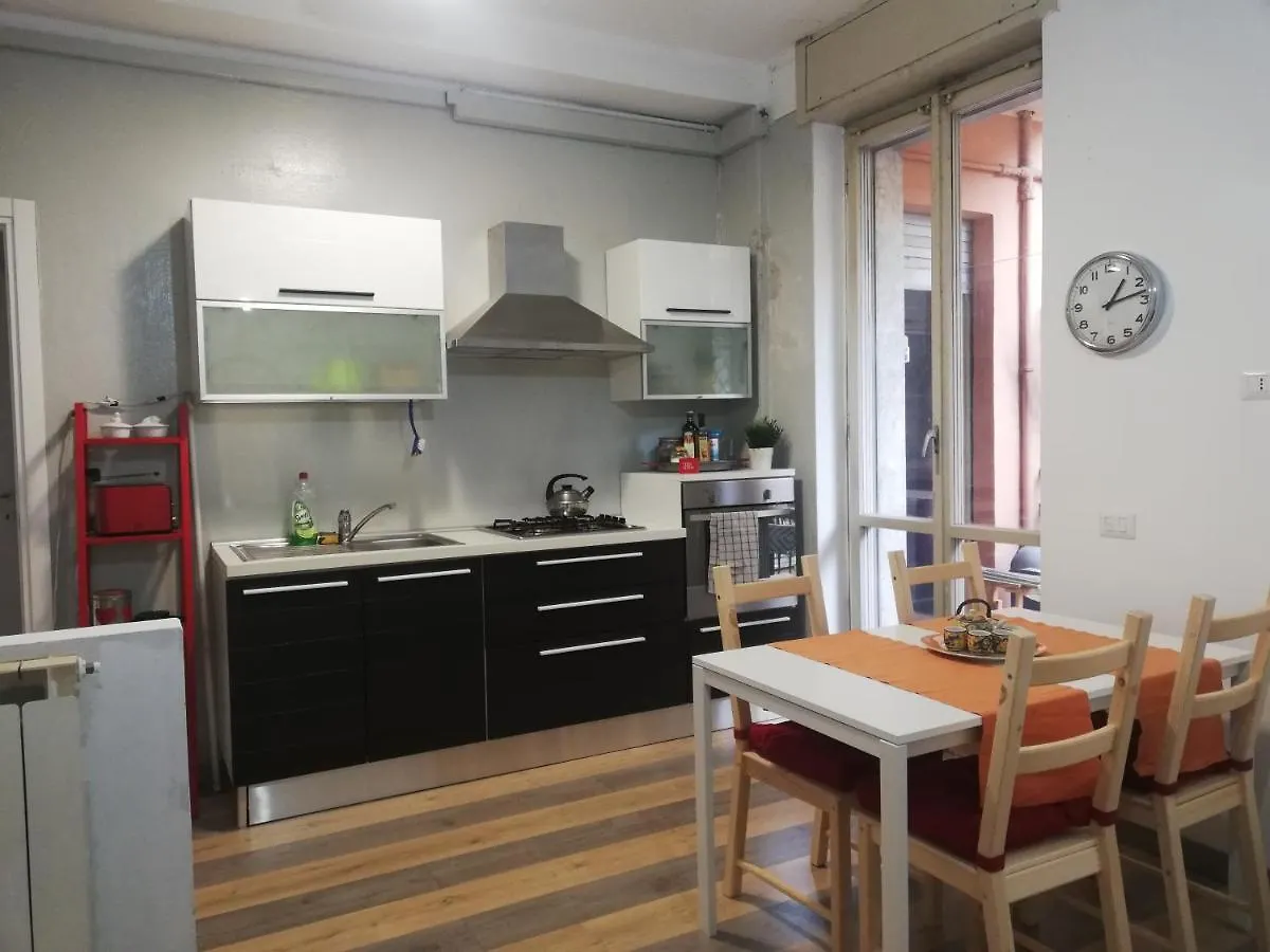 밀라노 Giusti Flat - Next To Cimitero Monumentale Castello Sforzesco 아파트