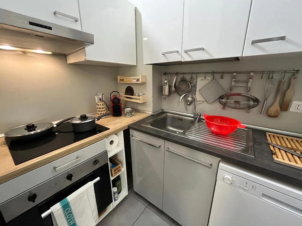 شقة Giusti Flat - Next To Cimitero Monumentale Castello Sforzesco ميلان